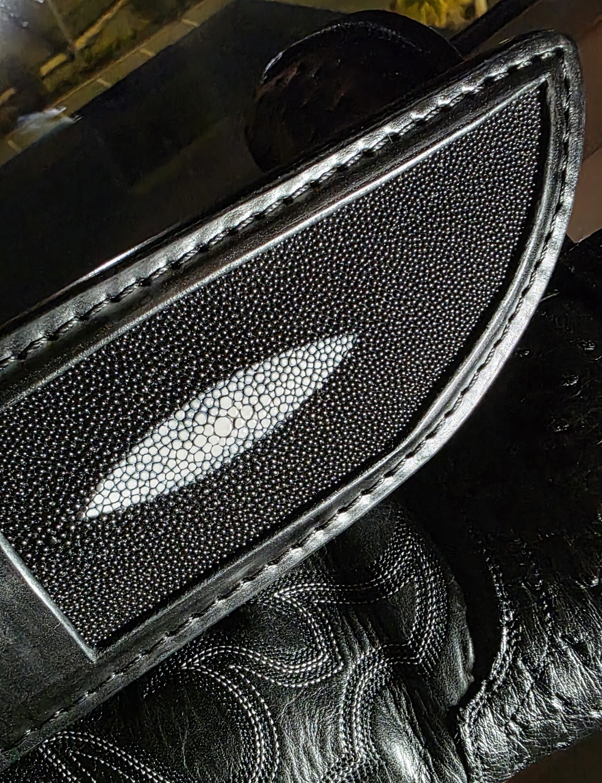 Holley Knife Company N690 fixed blade with unique leather and stingray skin sheath