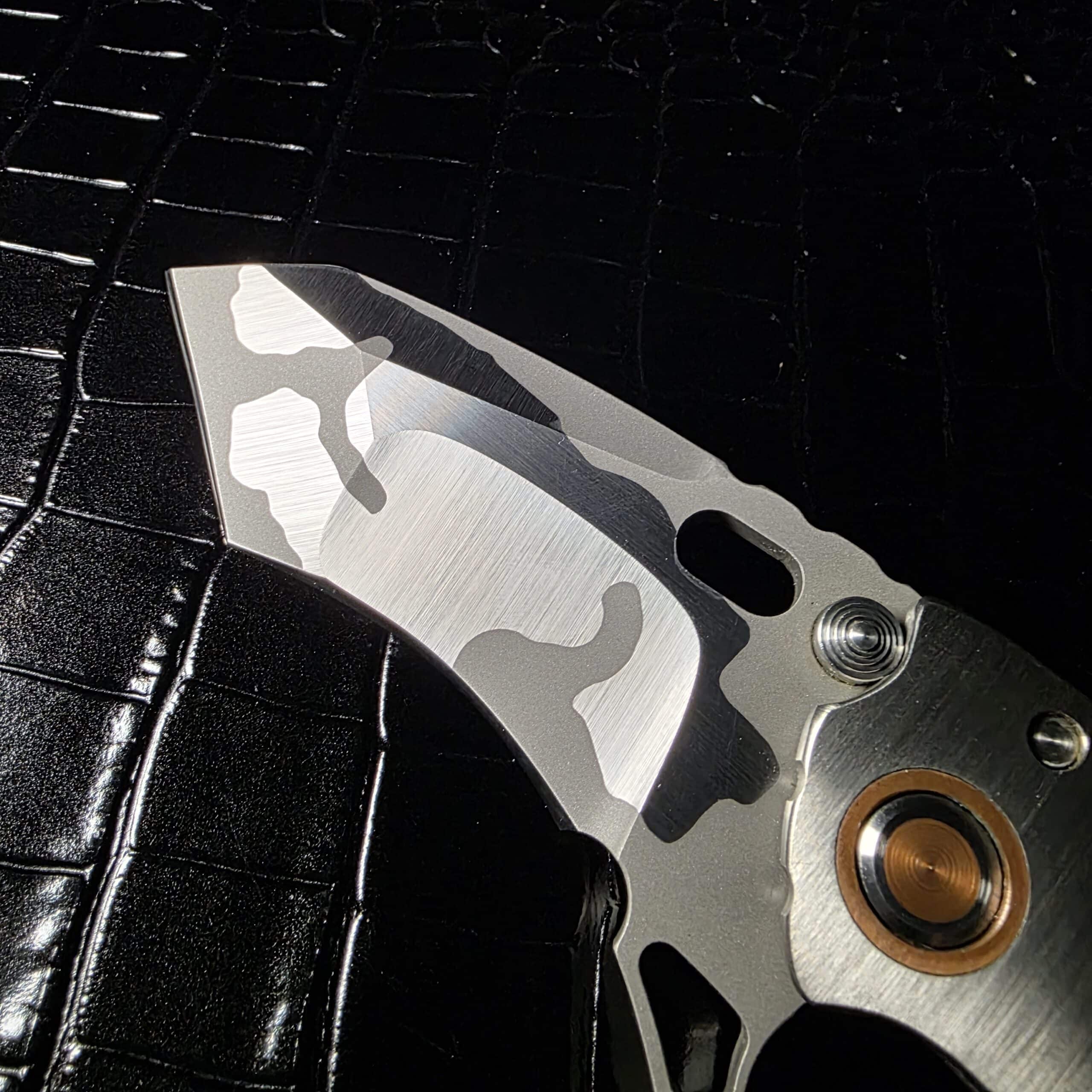 Direware Solo Custom SOLO Modified Classic CPM-20CV tanto recurve blade with blasted camo pattern