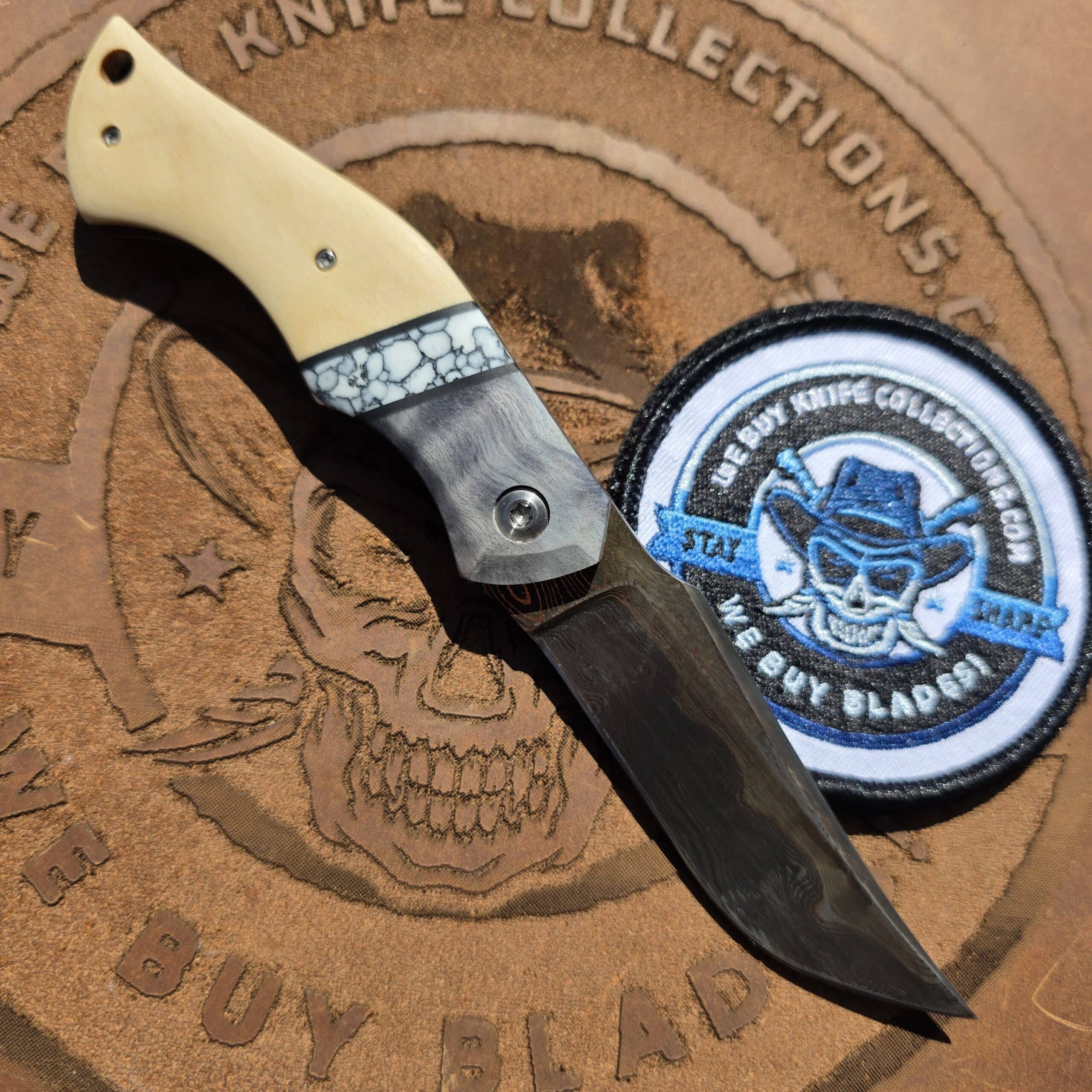 Reverse side of the E.F. Maldonado custom fixed blade showing the 3.6 oz lightweight build.