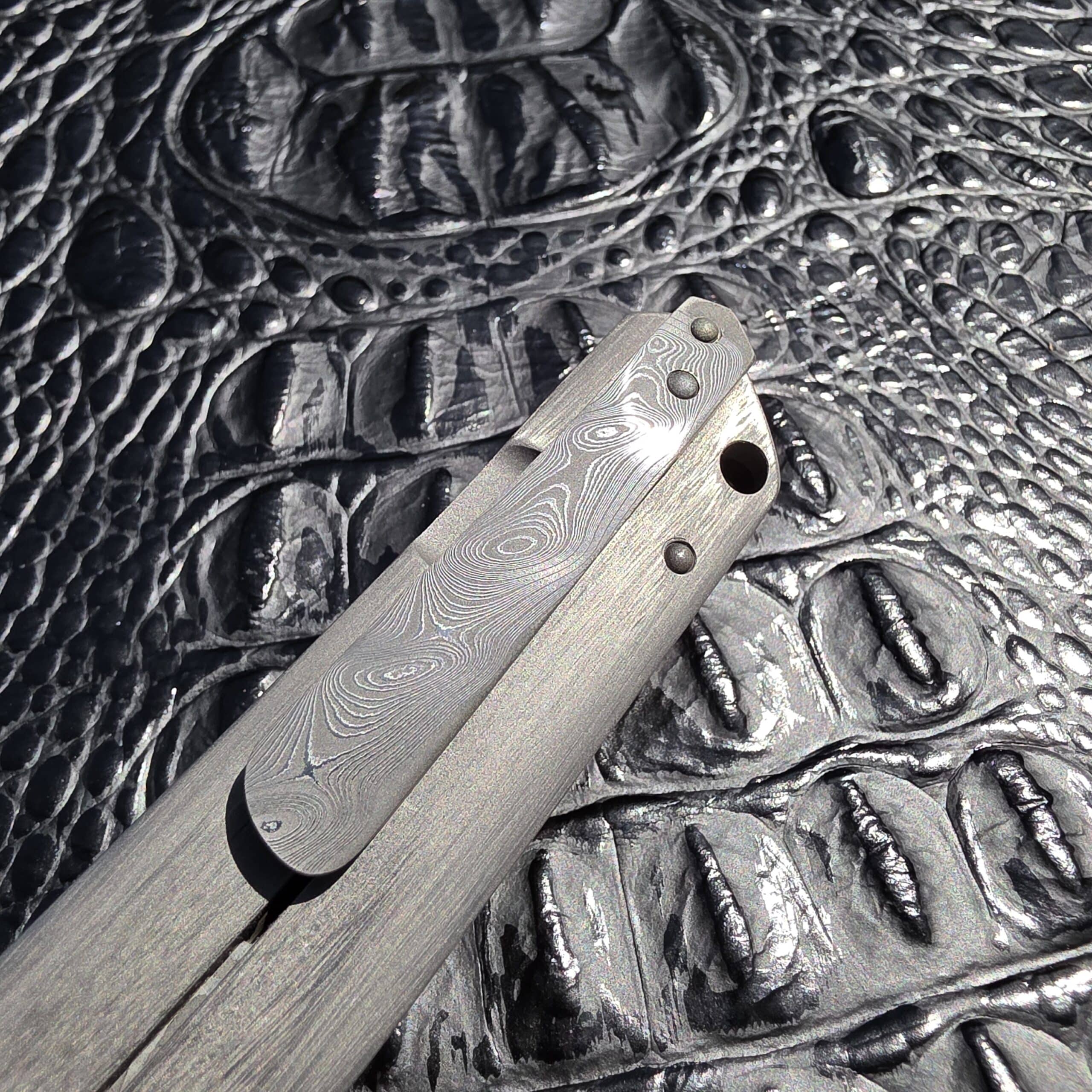 San Mai clip detail on Darac Steel Quintus custom knife