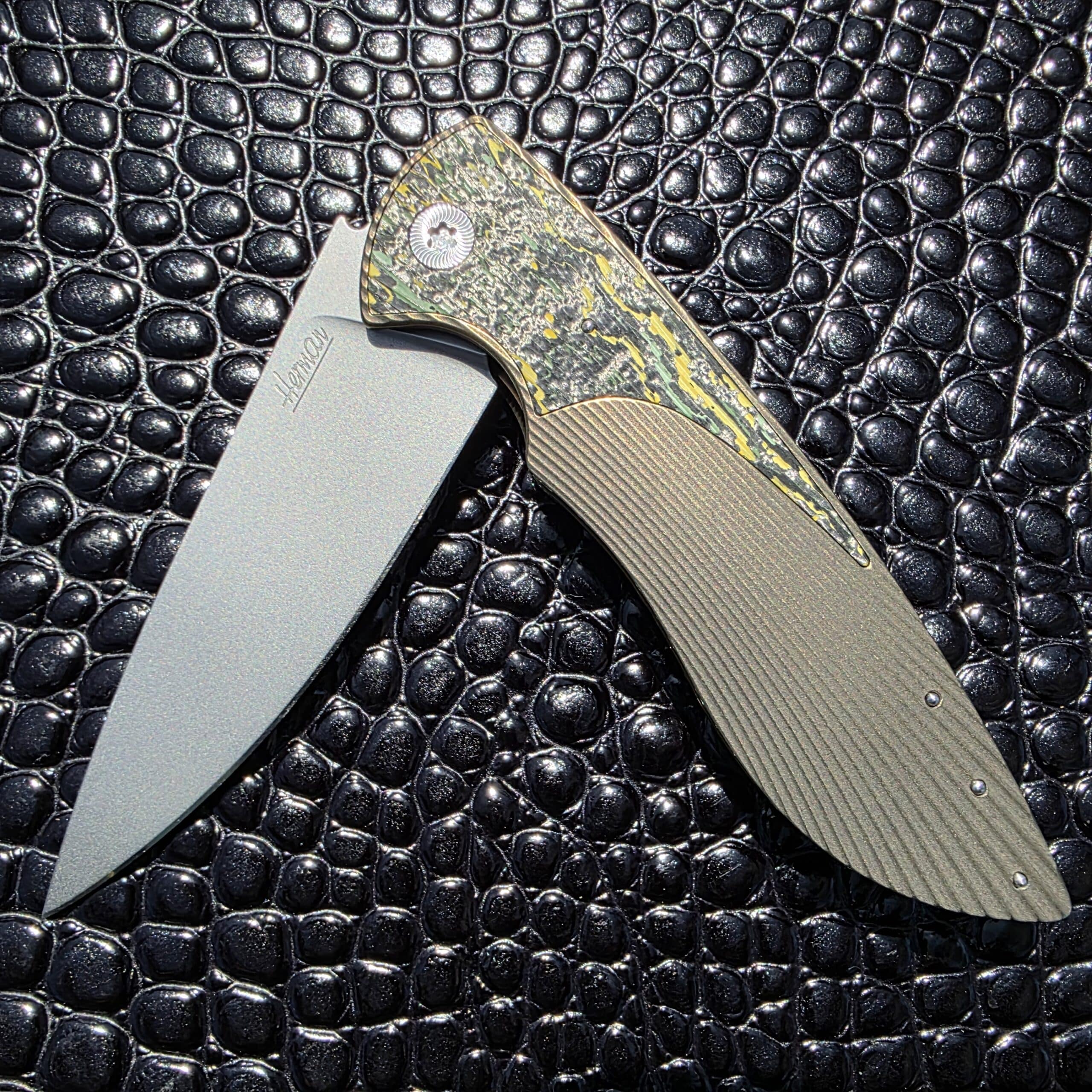 Pivot detail on Herman Knives Sting Flipper