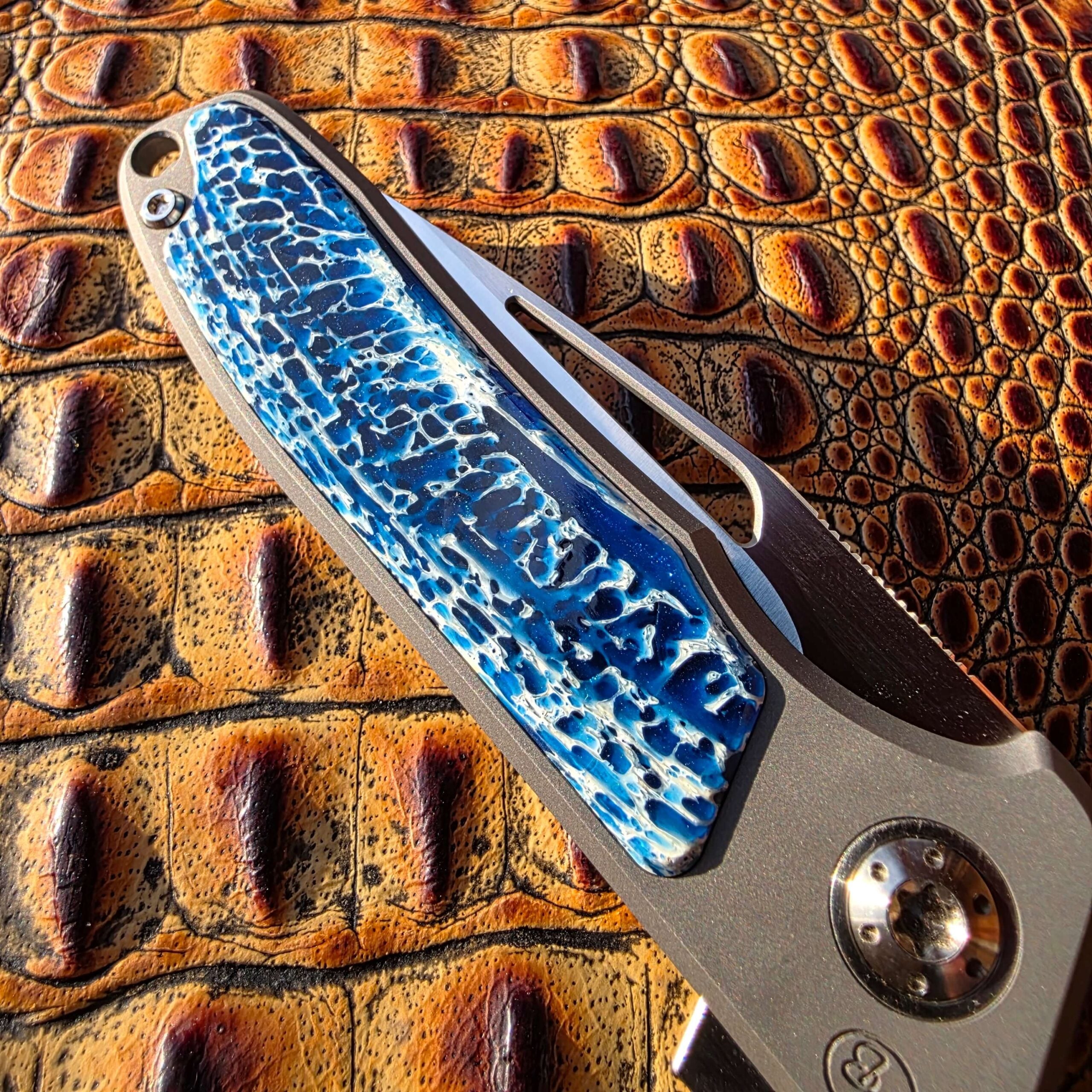 Arno Bernard iMamba Blue Kudu closed show-side view