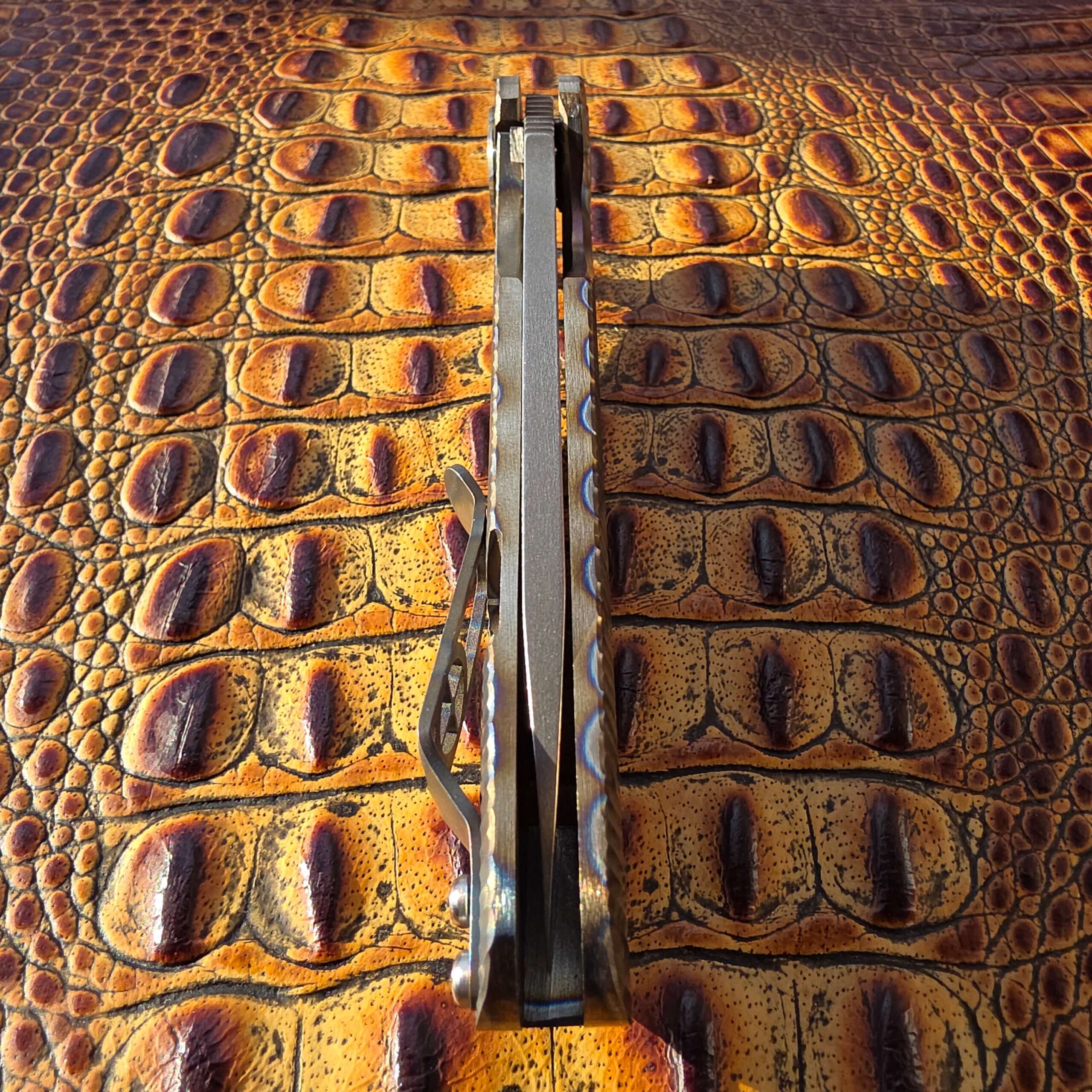 Curtiss Knives Warhawk 375 blade centering view
