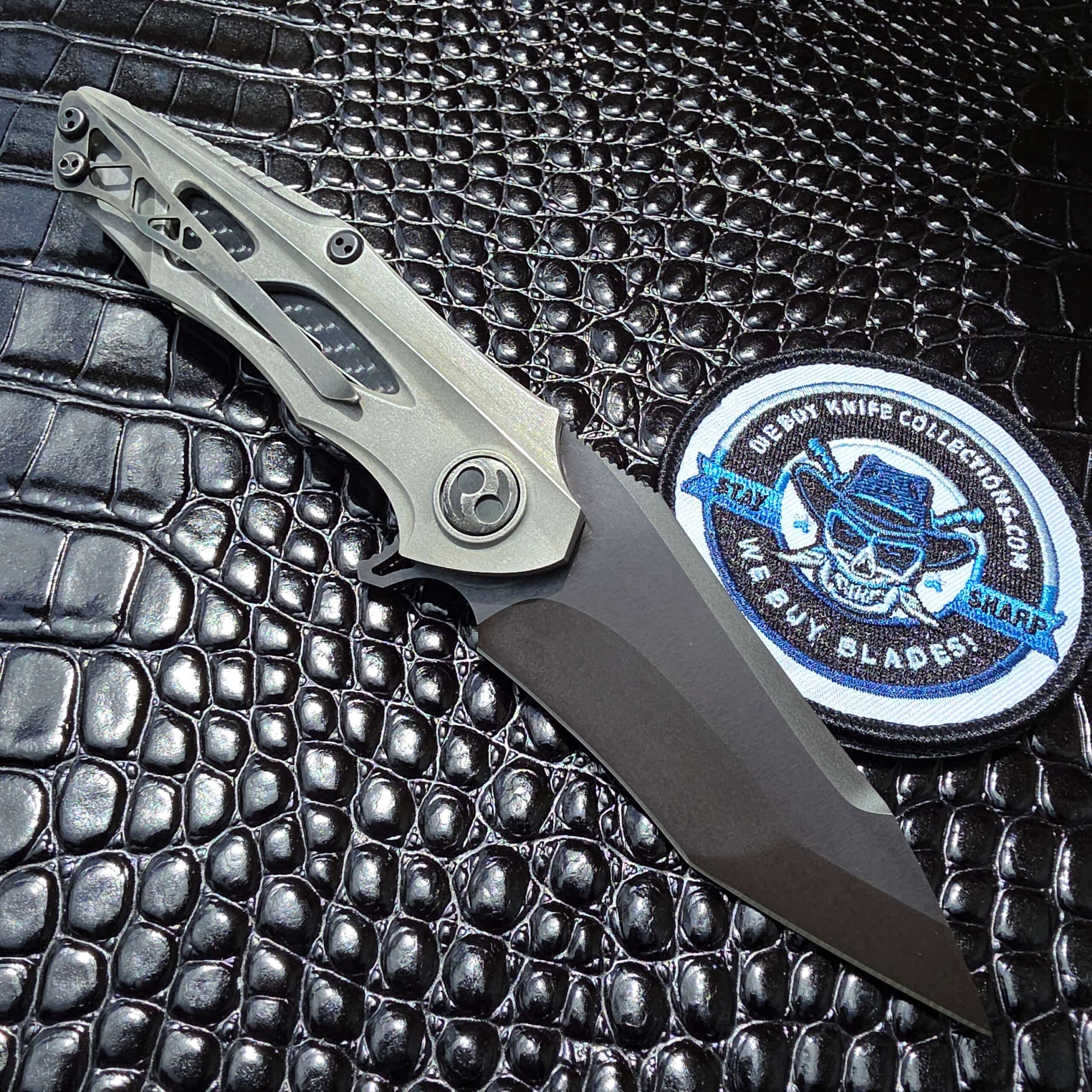 Dew Hara NOAH-ZEN DH-20B open clip-side custom folder