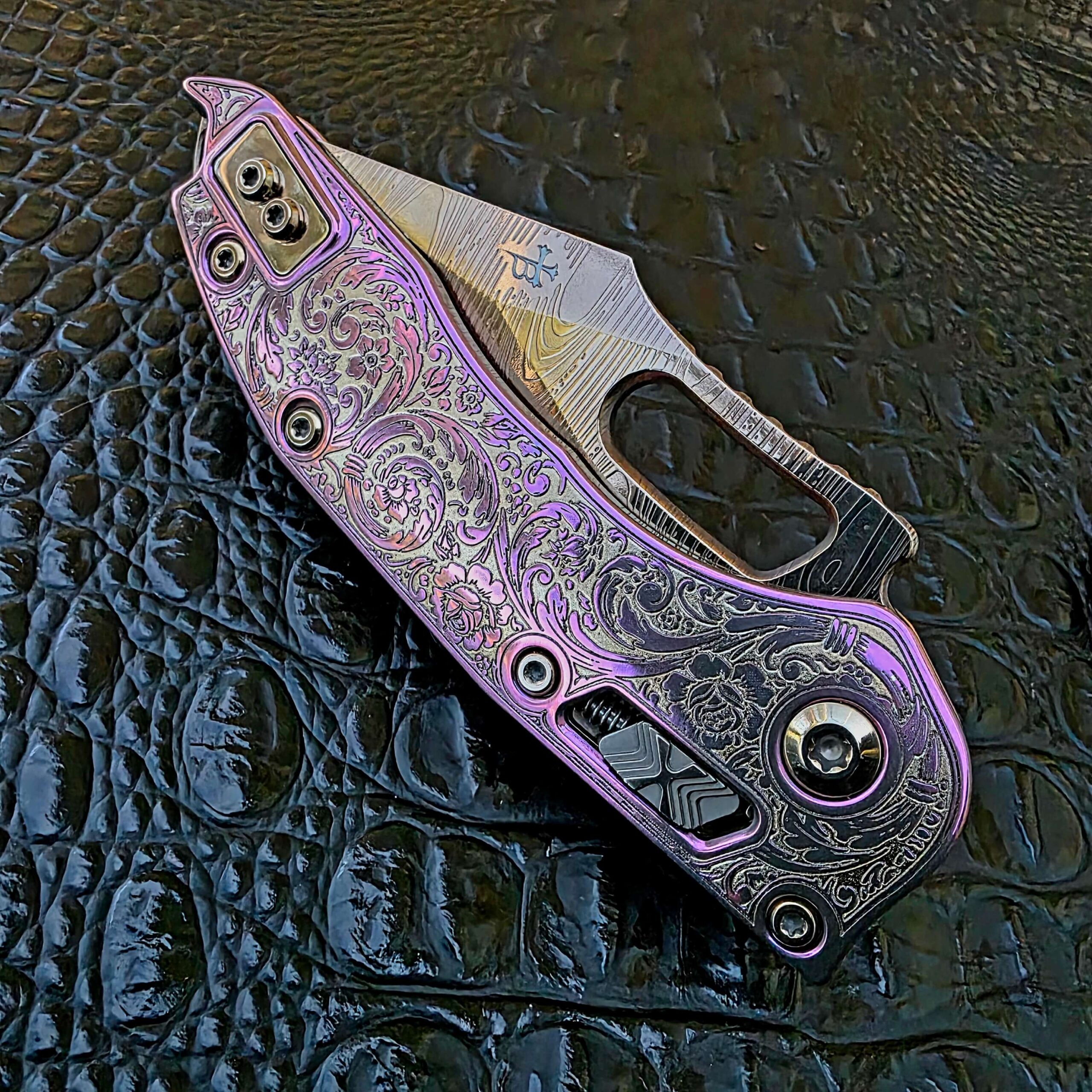 Closed show-side view of customized Microtech Stitch Signature Series