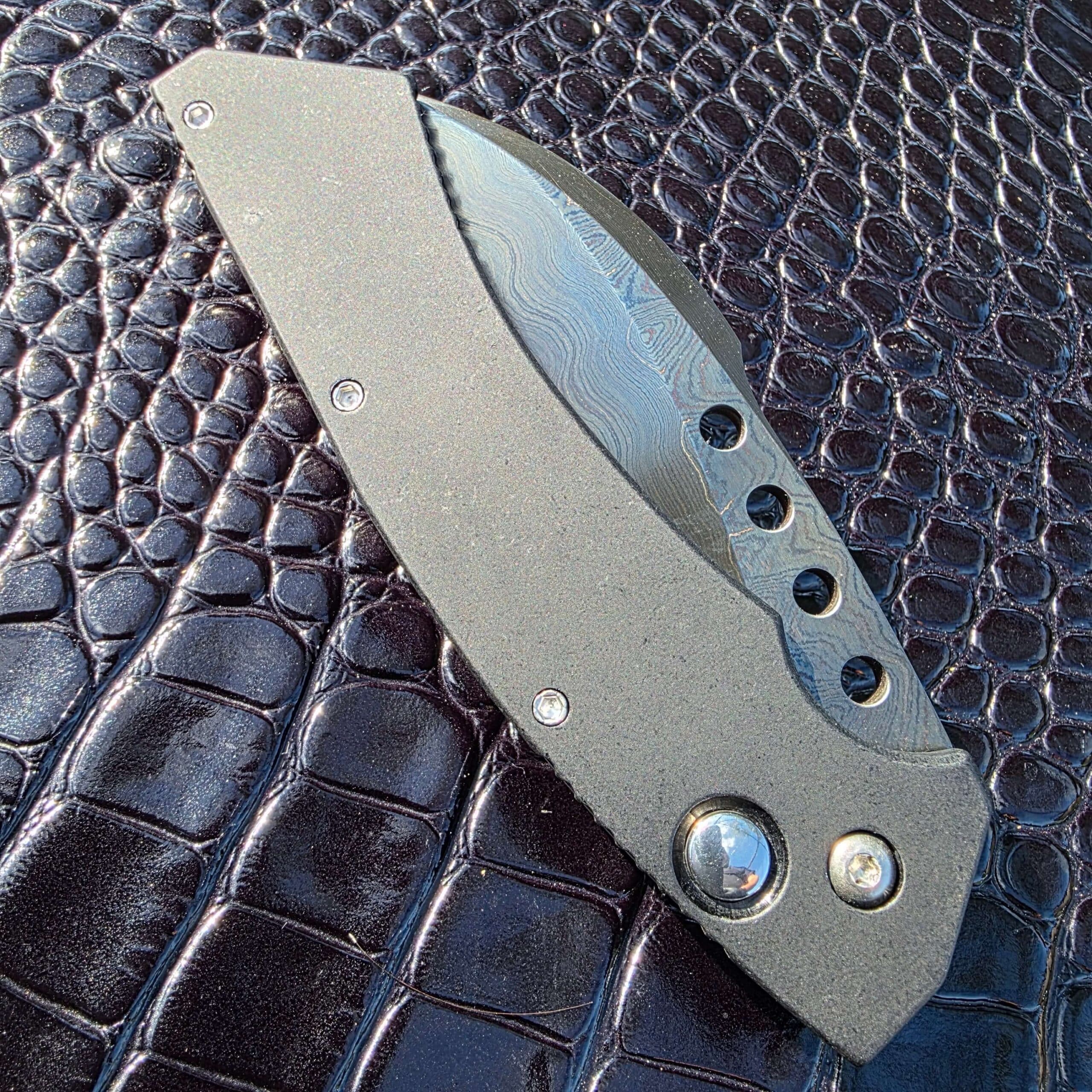 Closed show-side view of Reese Weiland Custom Hawk Gen II Automatic