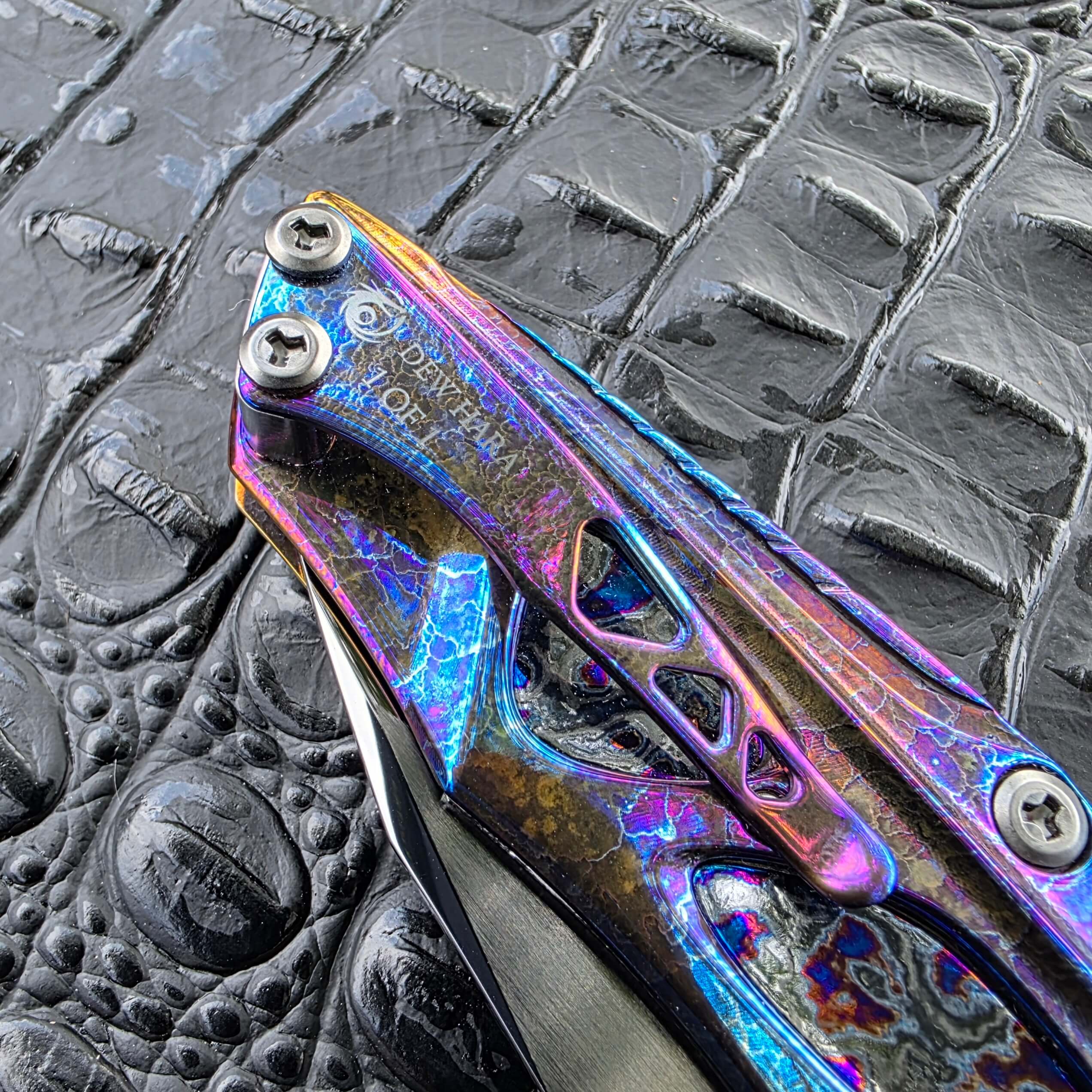Dew Hara NOAH Cosmic Storm titanium pocket clip detail
