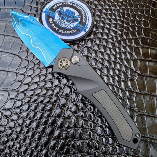 Heretic Pariah Auto S/N 005 with Blued Baker Forge Elite AuroraMai blade