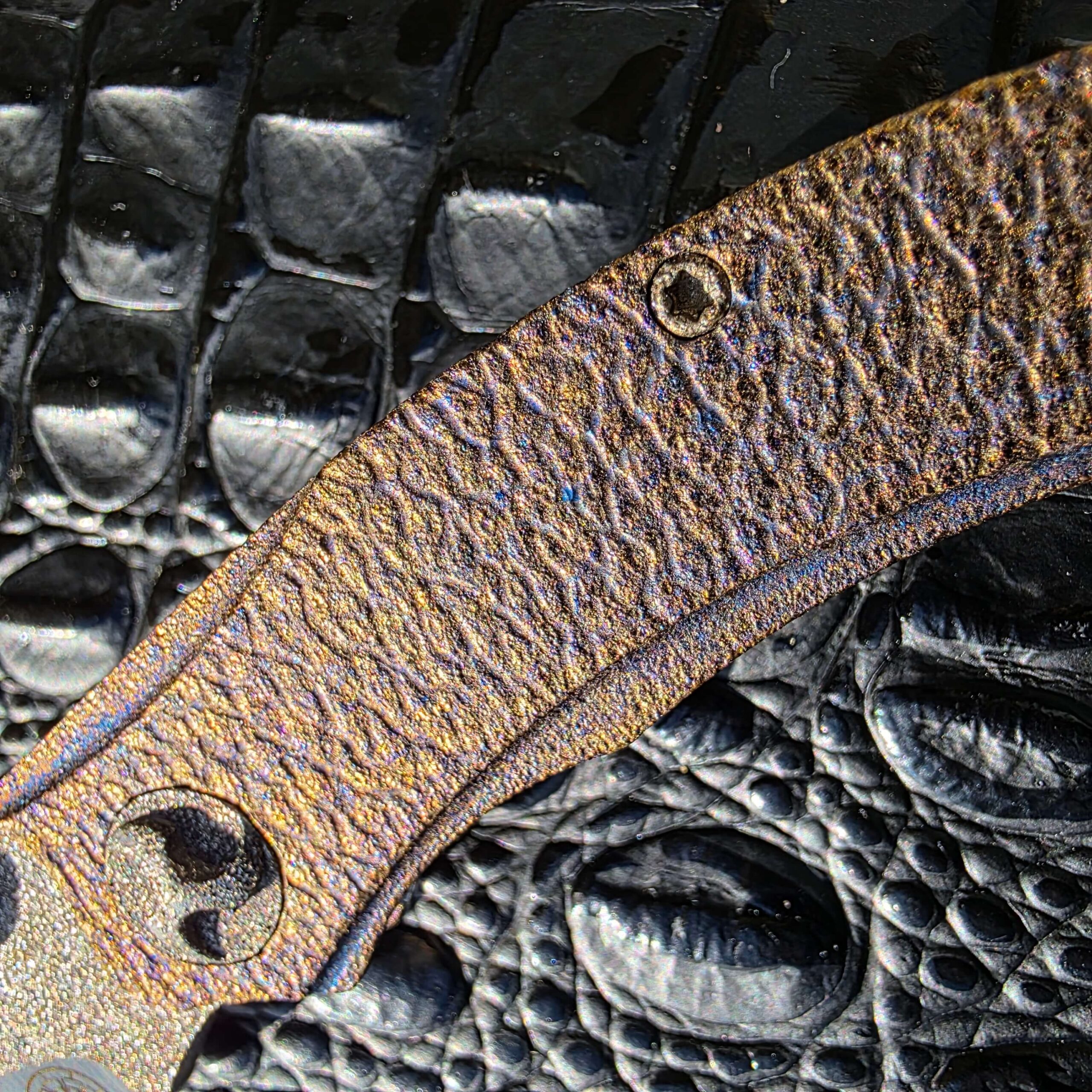 Textured titanium handle on Glenn Waters Viper 2