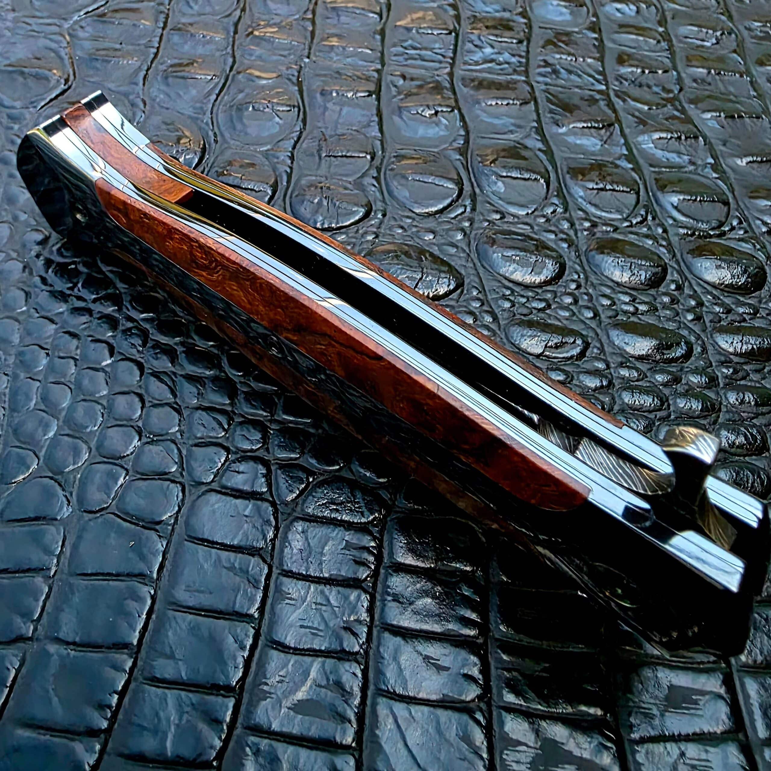 Spine view of the La Cantina Sally #453 showing ironwood and the dark spacer