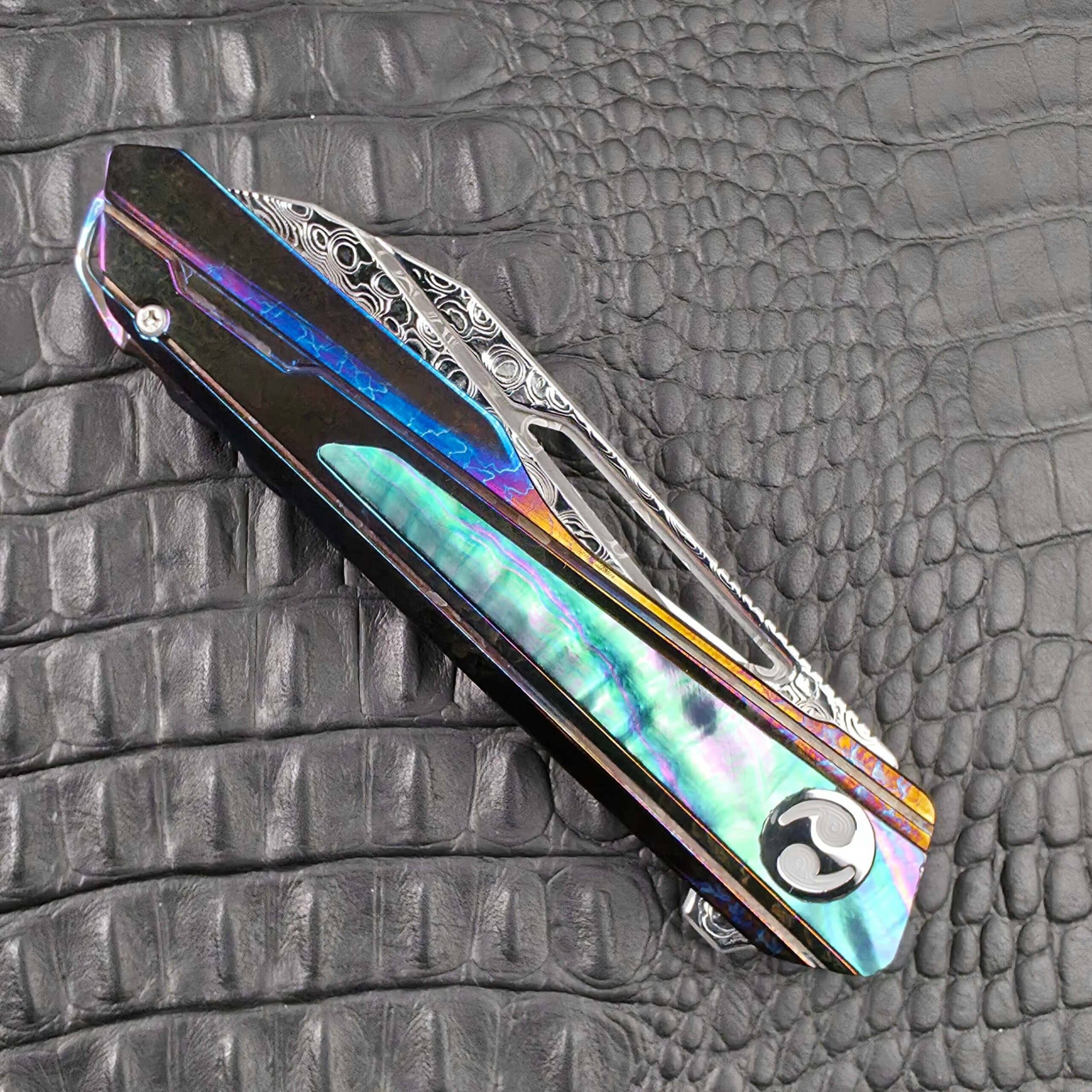 Closed Dew Hara Kabuki on its show side with the Blacked Abalone inlay