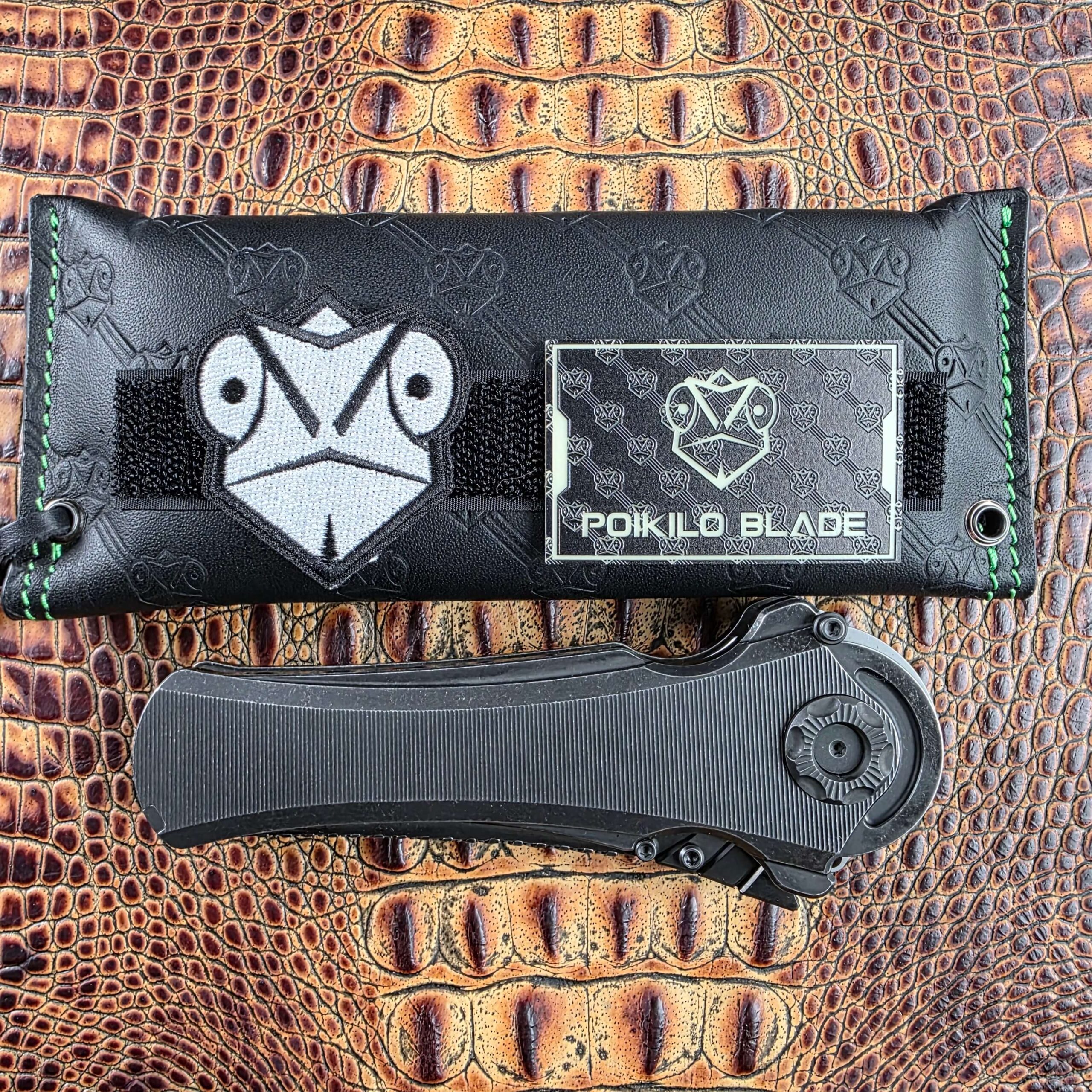 Blade AL-Khem with its original leather pouch and two Velcro Poikilo patches